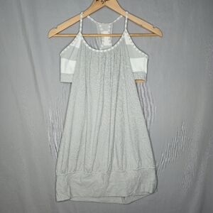 Lululemon No Limits Tank With Built In Bra Gray And White Stripe Size 8
